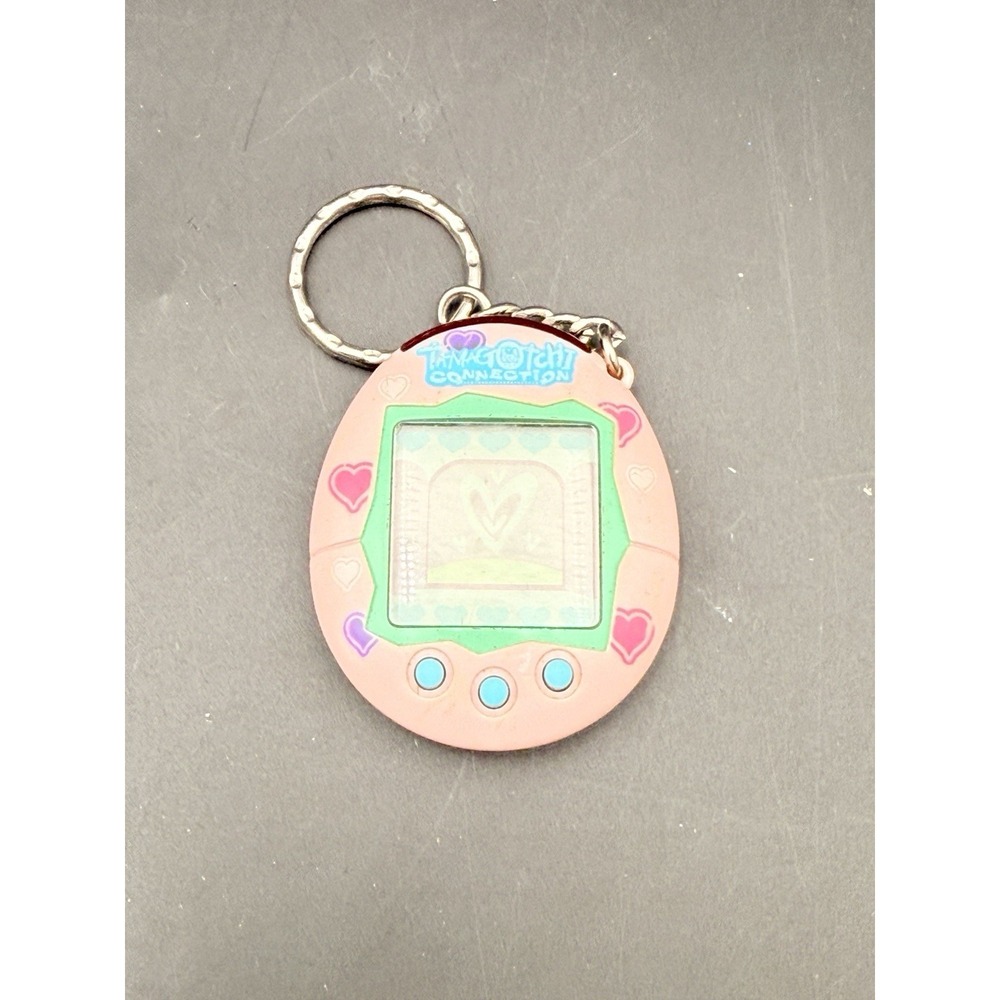 2004 TAMAGOTCHI Connection V2 Vintage Interactive Toy Pink With Hearts - Works